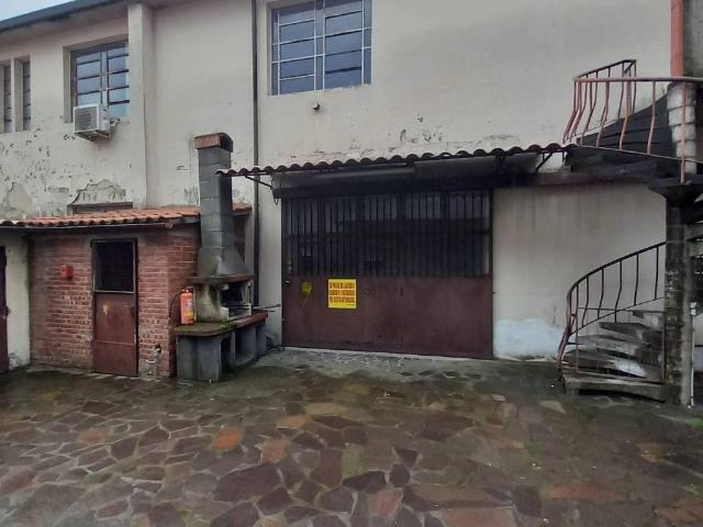 Locale Commerciale in vendita a Montevettolini, Toscana