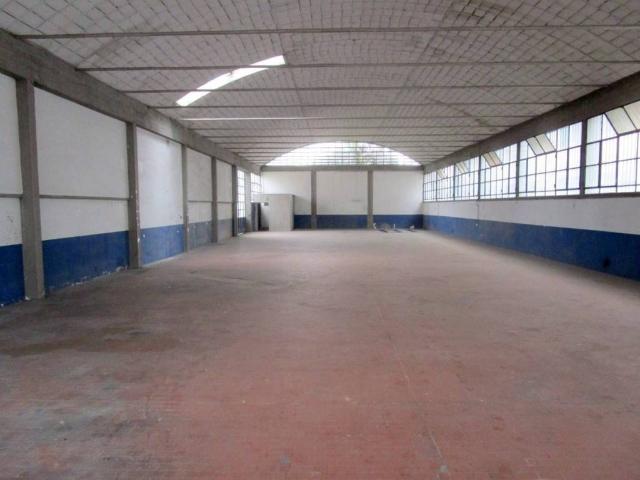 Locale Commerciale in vendita a Pozzarello, Montevettolini