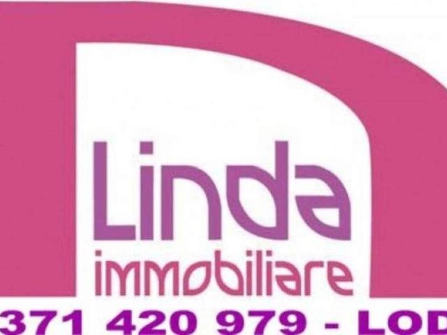 Locale Commerciale in vendita a Montanaso Lombardo, Lombardia