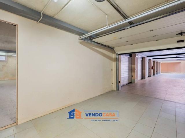 Locale Commerciale in vendita a Piemonte, Cuneo