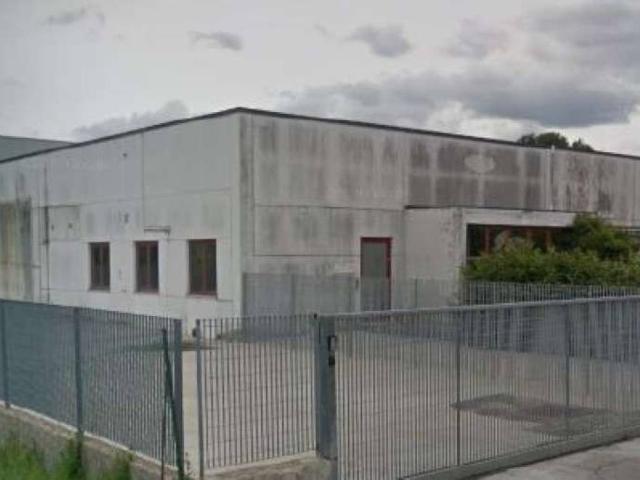 Locale Commerciale in vendita a Marche, Ancona