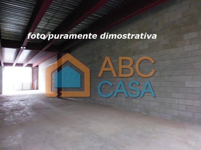 Locale Commerciale in vendita a Alte Ceccato, Montecchio Maggiore