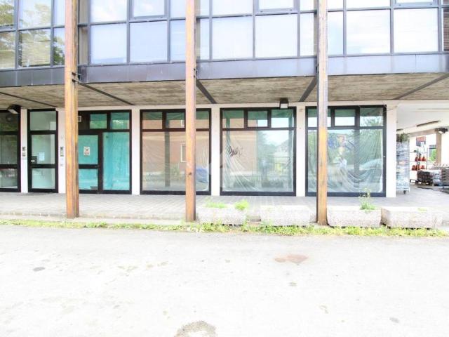 Locale Commerciale in vendita a Montechiarugolo, Reggio Emilia