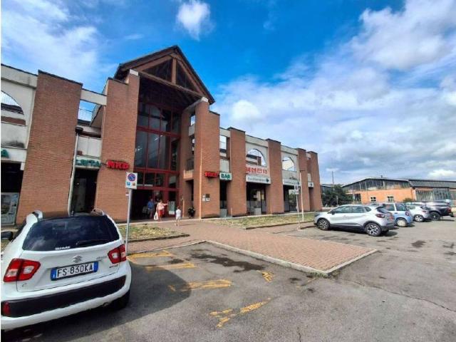 Locale Commerciale in vendita a Montechiarugolo, Reggio Emilia