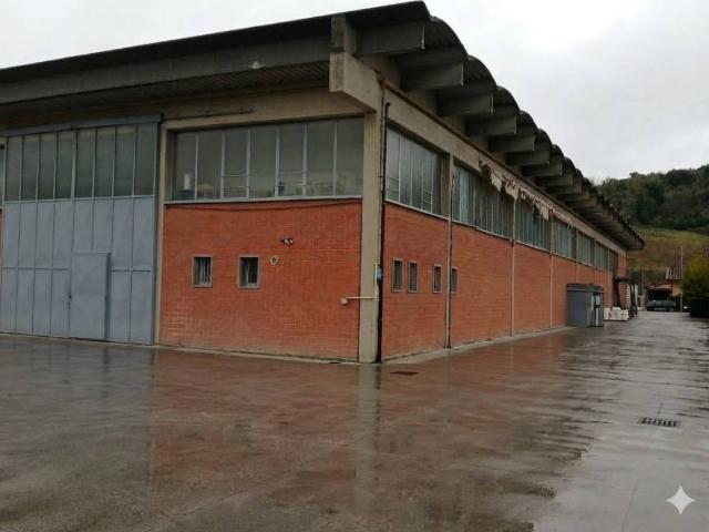 Locale Commerciale in vendita a Unione dei Comuni Circondario dell'Empolese Valdelsa, Montelupo Fiorentino