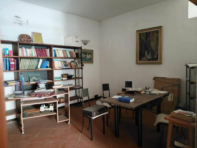 Locale Commerciale in vendita a Unione dei Comuni Circondario dell'Empolese Valdelsa, Montelupo Fiorentino