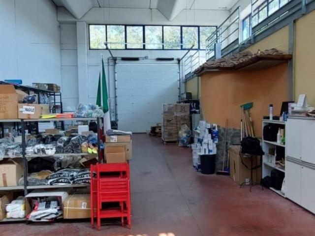 Locale Commerciale in vendita a Unione dei Comuni Circondario dell'Empolese Valdelsa, Montelupo Fiorentino