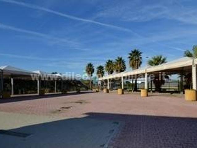 Locale Commerciale in vendita a Marche, Ascoli Piceno