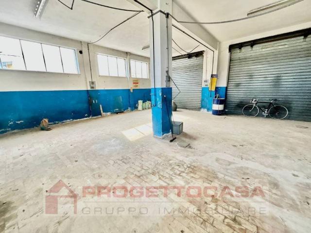 Locale Commerciale in vendita a Marche, Ascoli Piceno