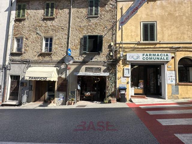 Locale Commerciale in vendita a Buon Riposo, Montescudaio