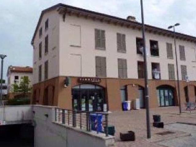Locale Commerciale in vendita a Unione dei Comuni Circondario dell'Empolese Valdelsa, Montespertoli