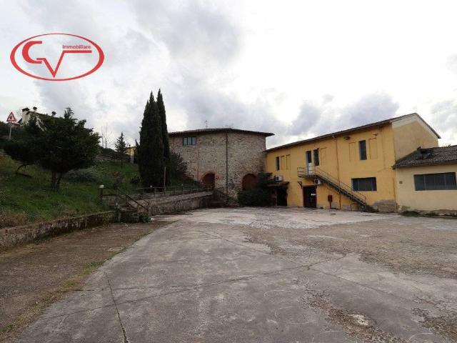 Locale Commerciale in vendita a Bucine, Toscana