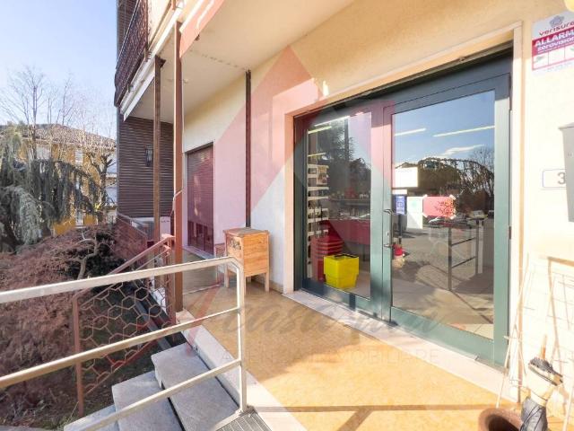 Locale Commerciale in vendita a Quattro Strade, Montevecchia