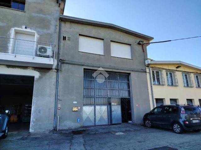 Locale Commerciale in vendita a Unione dei comuni Valle del Savio, Cesenà