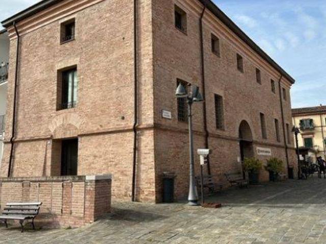 Locale Commerciale in vendita a Unione dei comuni Valle del Savio, Montiano