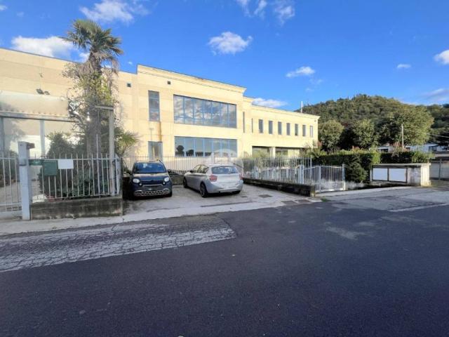 Locale Commerciale in vendita a Comunità montana del Sebino bresciano, Monticelli Brusati