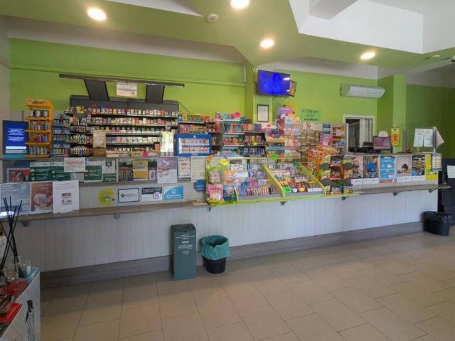 Locale Commerciale in vendita a Montichiari, Lombardia