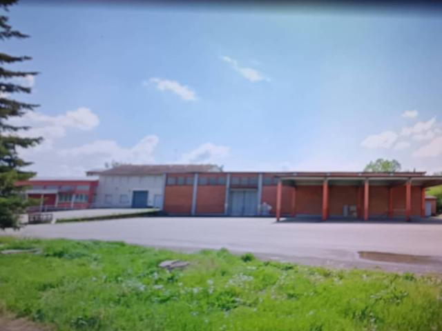 Locale Commerciale in vendita a Piemonte, Asti