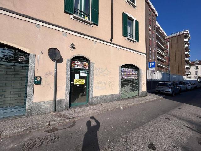 Locale Commerciale in vendita a San Carlo, Monza