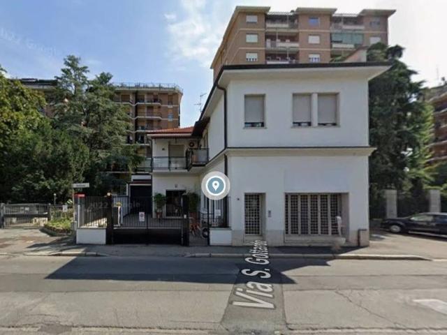 Locale Commerciale in vendita a San Carlo, Monza