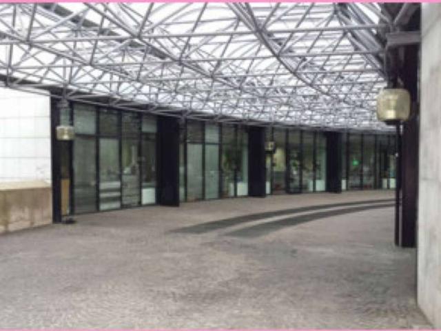 Locale Commerciale in vendita a San Gottardo, Monza