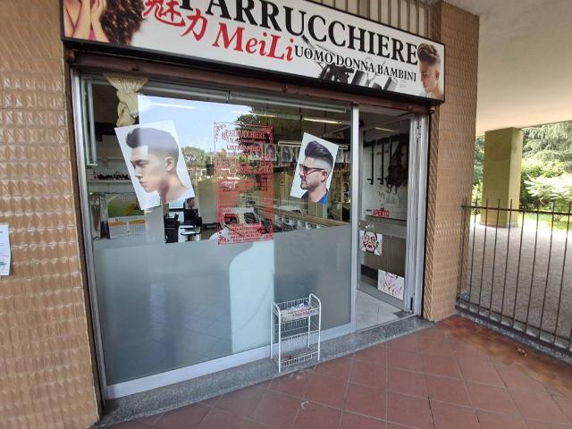 Locale Commerciale in vendita a Cristo Re, Monza