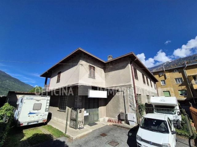 Locale Commerciale in vendita a Morbegno, Lombardia