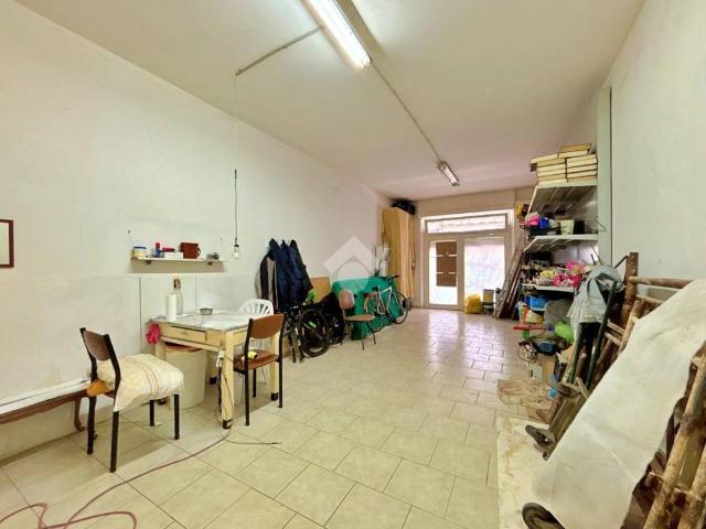 Locale Commerciale in vendita a Morciano Di Romagna, Reggio Emilia