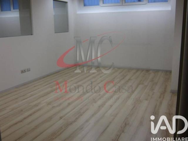Locale Commerciale in vendita a Comunità della Vallagarina, Mori