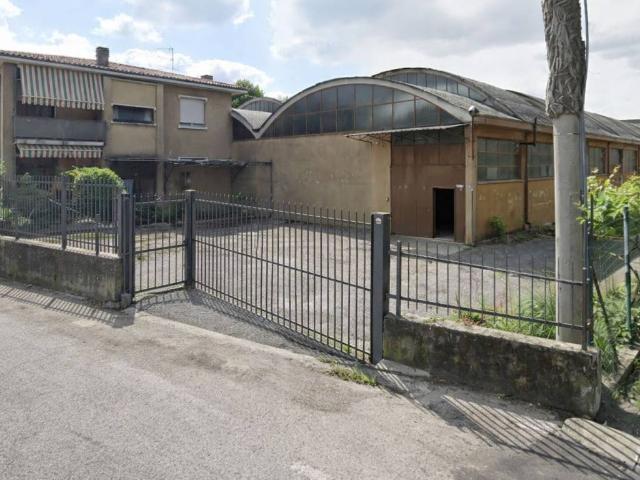 Locale Commerciale in vendita a Mornago, Lombardia