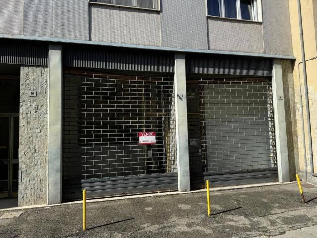Locale Commerciale in vendita a Mortara, Lombardia