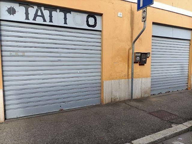Locale Commerciale in vendita a Mortara, Lombardia