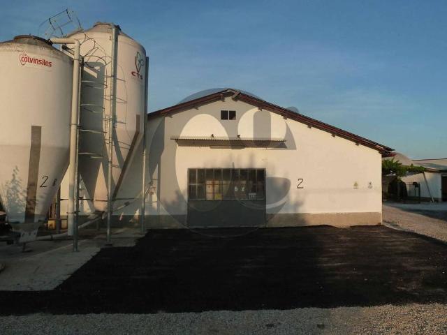 Locale Commerciale in vendita a Motta Baluffi, Lombardia