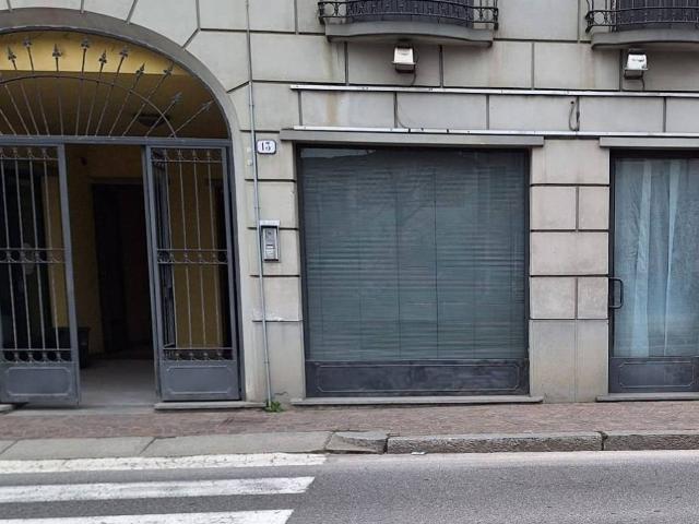 Locale Commerciale in vendita a Mozzanica, Lombardia