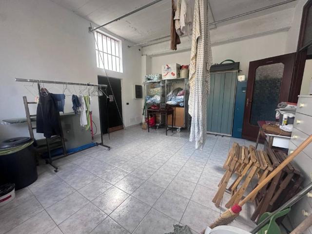 Locale Commerciale in vendita a Dorotina, Mozzo
