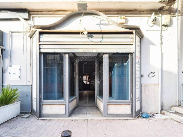 Locale Commerciale in vendita a Mugnano Di Napoli, Campania