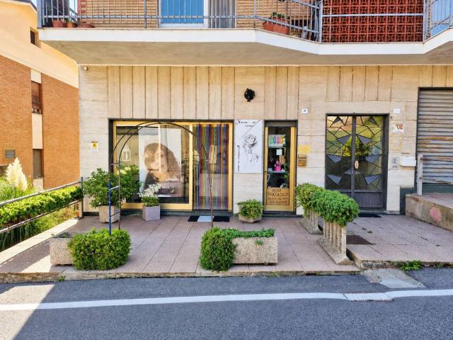 Locale Commerciale in vendita a Bricco, Murisengo Monferrato