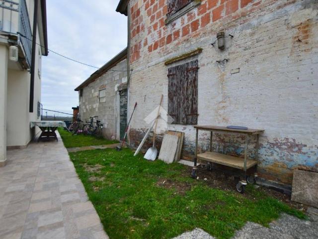 Locale Commerciale in vendita a Musile Di Piave, Veneto
