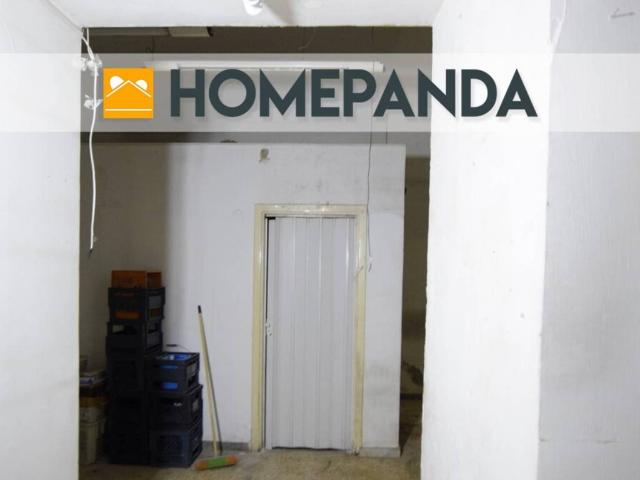 Locale Commerciale in vendita a Capodimonte, Napoli