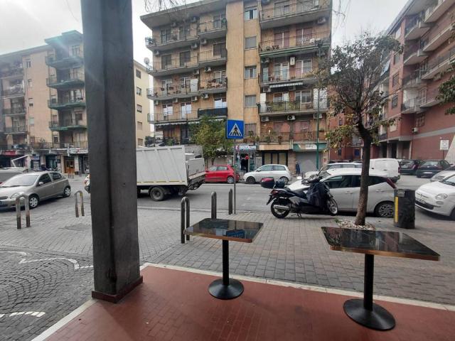 Locale Commerciale in vendita a Camaldoli, Campania