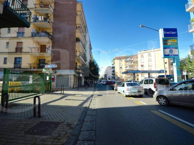 Locale Commerciale in vendita a Camaldoli, Campania