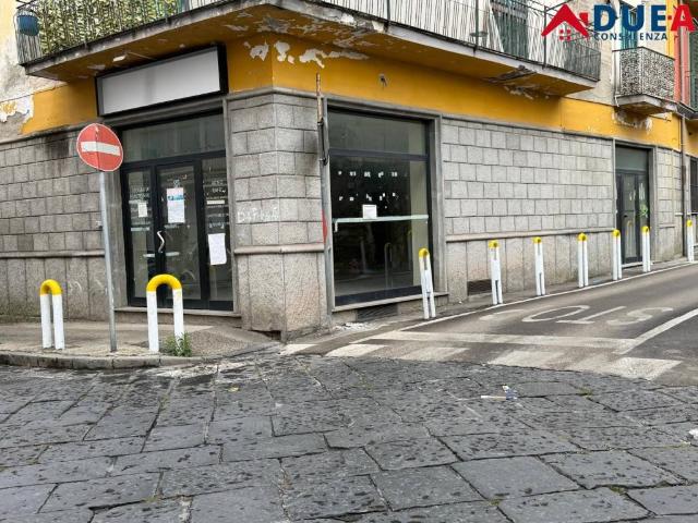 Locale Commerciale in vendita a Cupa Spinelli, Campania