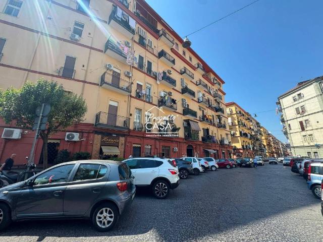 Locale Commerciale in vendita a Municipalità 4, Borgo Sant'antonio Abate