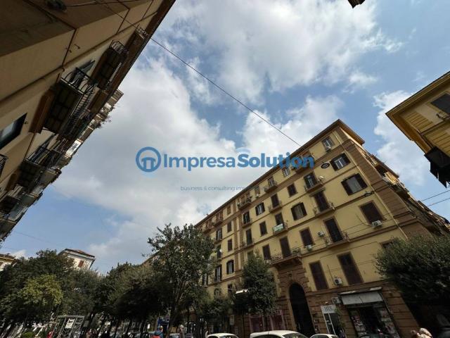Locale Commerciale in vendita a Municipalità 4, Borgo Sant'antonio Abate