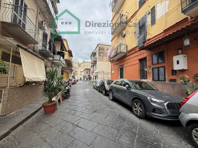 Locale Commerciale in vendita a Municipalità 4, Arenaccia