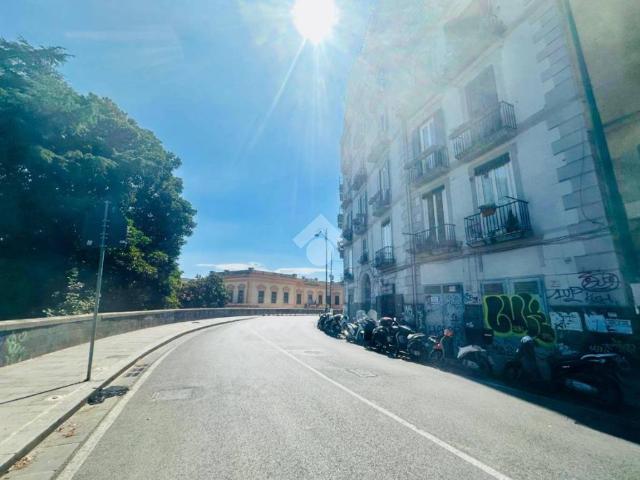 Box in vendita a Napoli