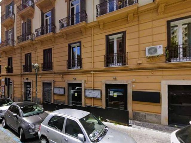 Locale Commerciale in vendita a Municipalità 4, Borgo Sant'antonio Abate