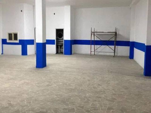 Locale Commerciale in vendita a Municipalità 2, Mercato