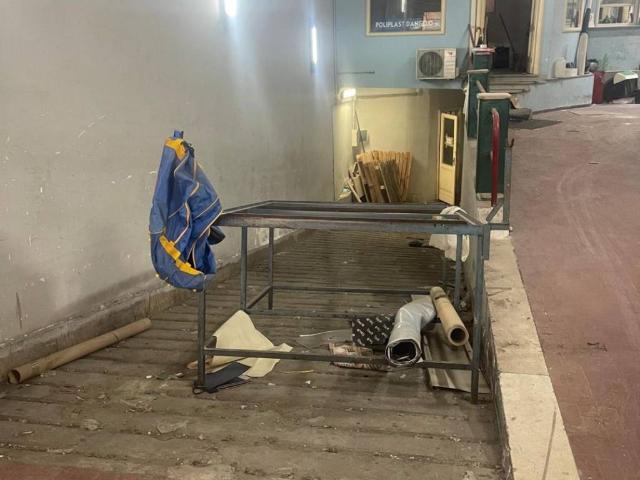 Locale Commerciale in vendita a Municipalità 4, Napola