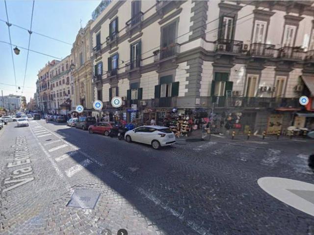 Locale Commerciale in vendita a Municipalità 4, Arenaccia